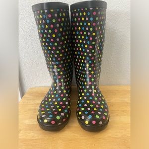 Rain boots, size 9